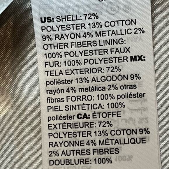 Chico’s Tan Metallic Faux Fur Mob Wife Glam Cuff Evening Jacket NWOT Size 4P - Picture 11 of 14